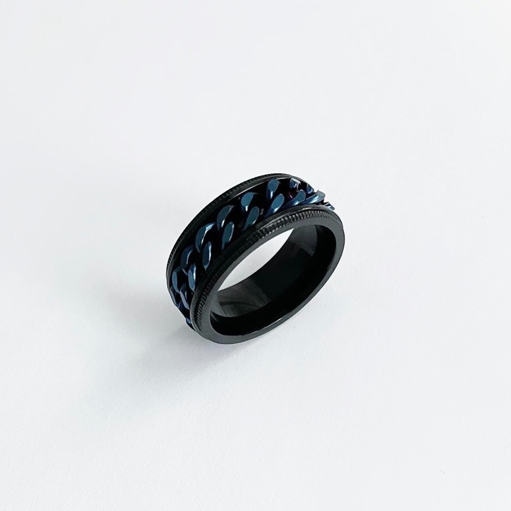 Blue Black chain spin Ring