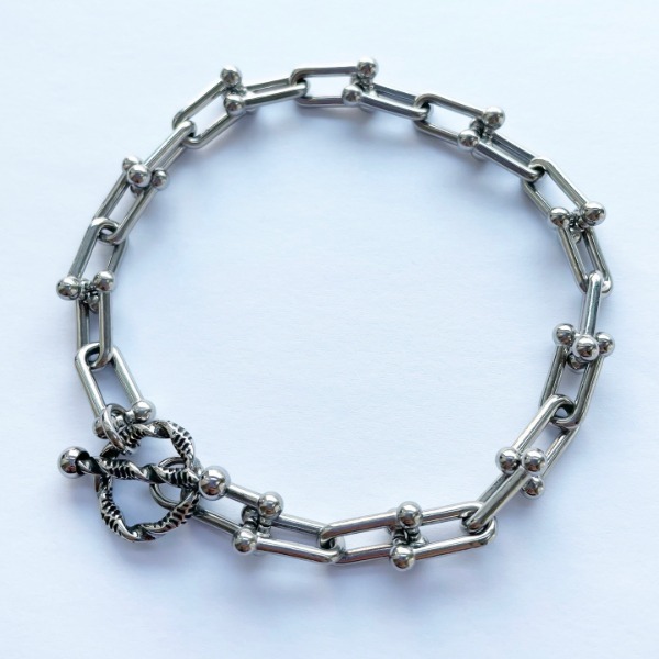 Unique Tiffany Toggle Bar bracelet