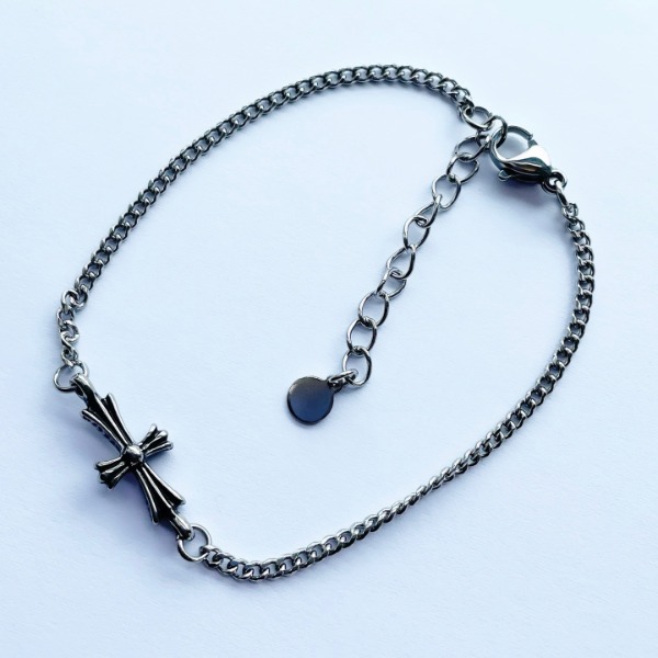 Mini Cross Ade bracelet