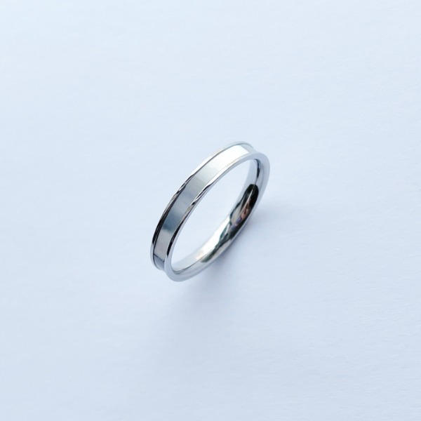 mother-of-pearl Pairing ring