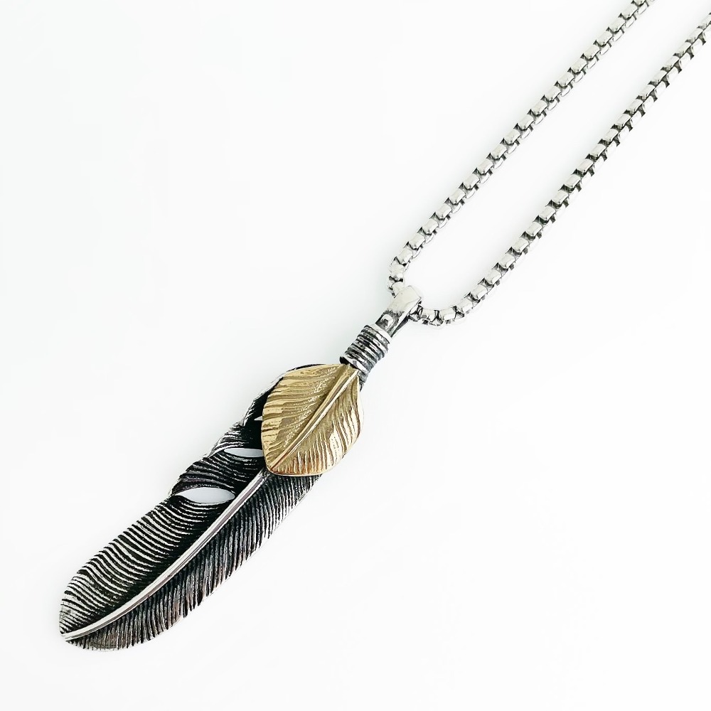 Gold Point Feather Necklace