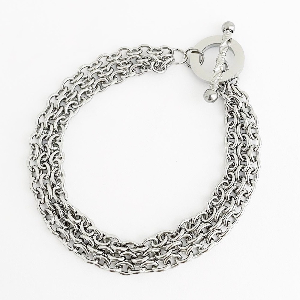Meni Chain Toggle Bar Bracelet