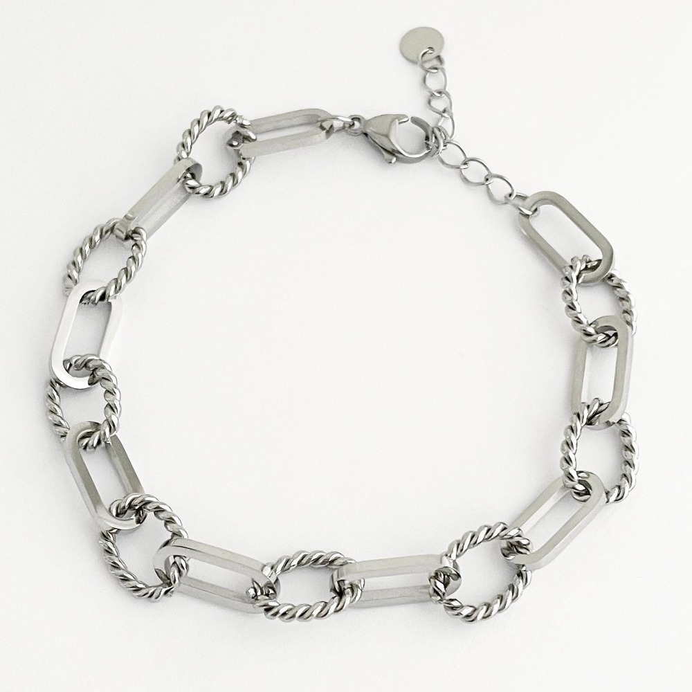 Camilla to Chain Bracelet