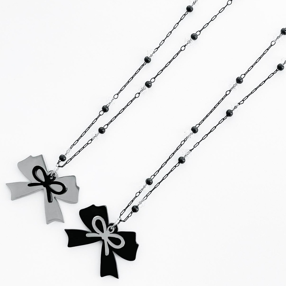 Double ribbon fly necklace