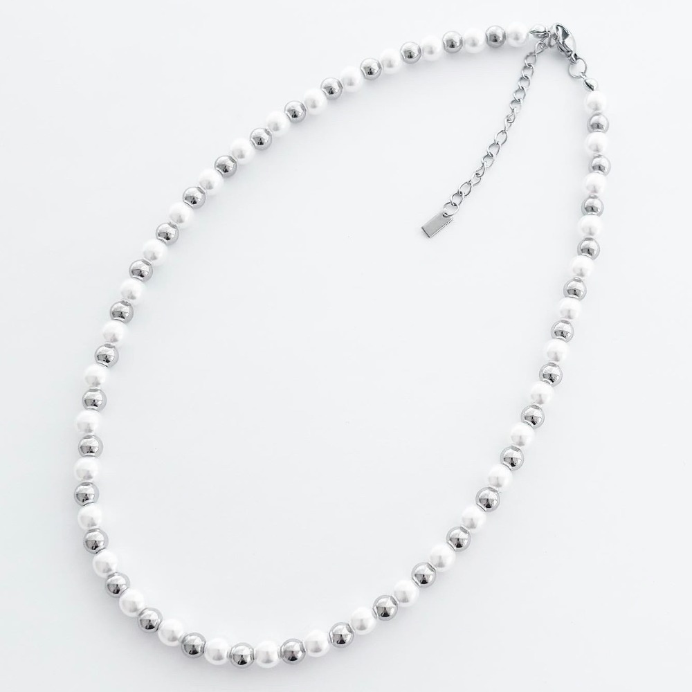 New Space Pearl Necklace